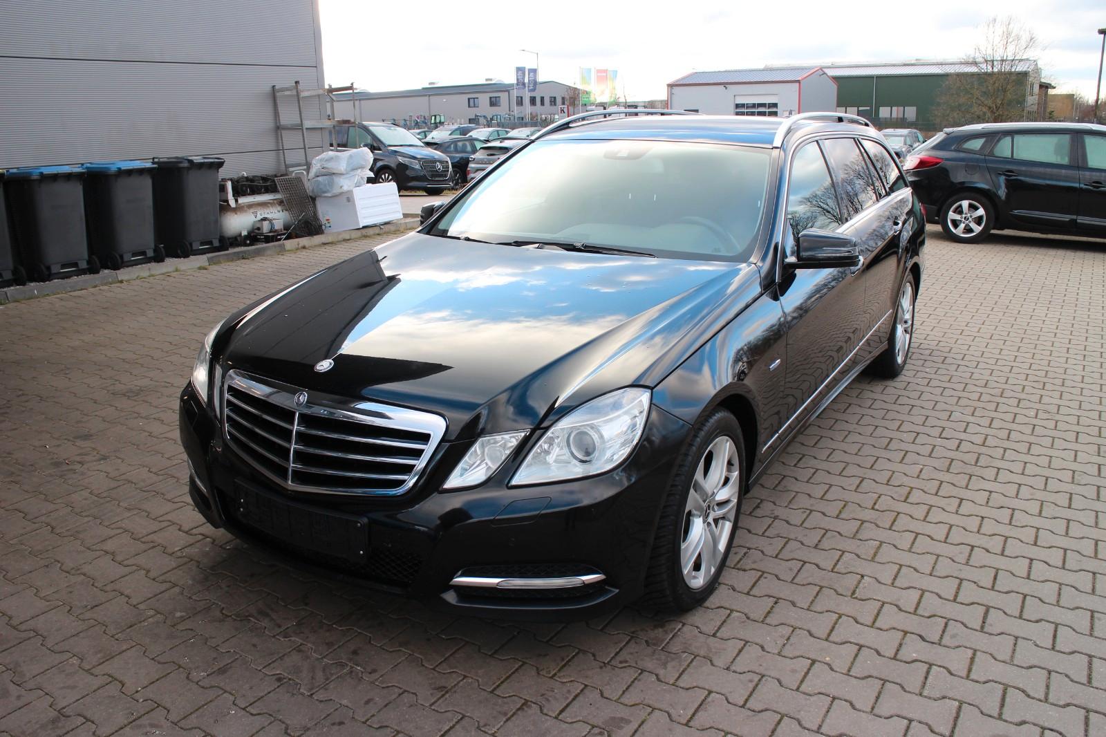 Mercedes-Benz E 200 E T-Modell E 200 CGI BlueEfficiency