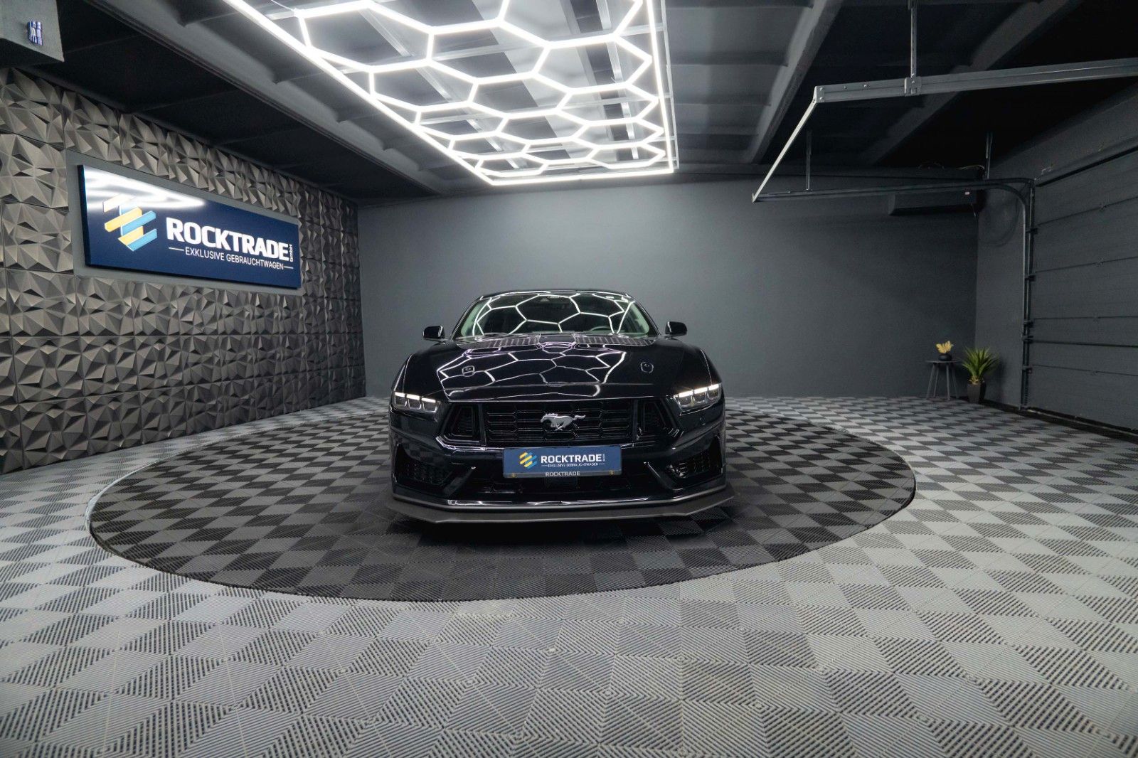 Fahrzeugabbildung Ford Mustang GT Coupe DARK HORSE MY2024 LED 19%