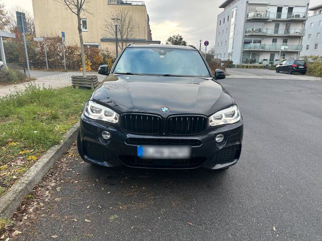 BMW X5 40D  M-Sportpaket Standheizung Pano...