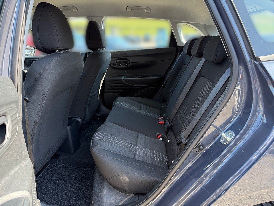 Fahrzeugabbildung Hyundai i20 1.2 SELECT FUNKT-P GARANTIE-4/28 KLIMA+PDC++