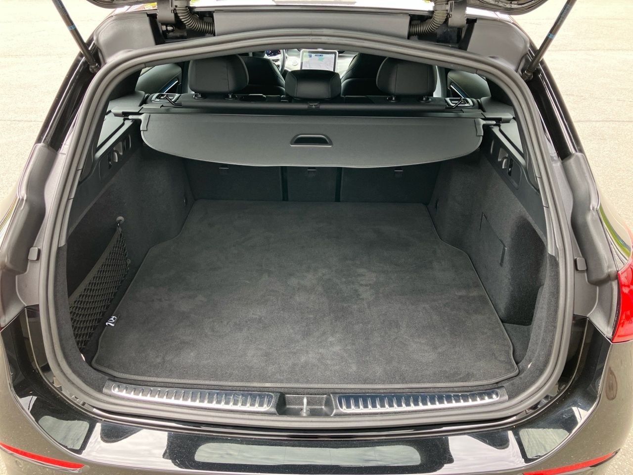 Fahrzeugabbildung Mercedes-Benz C 220 d 4M T AMG AHK Kamera Totwinkel LED Sounds