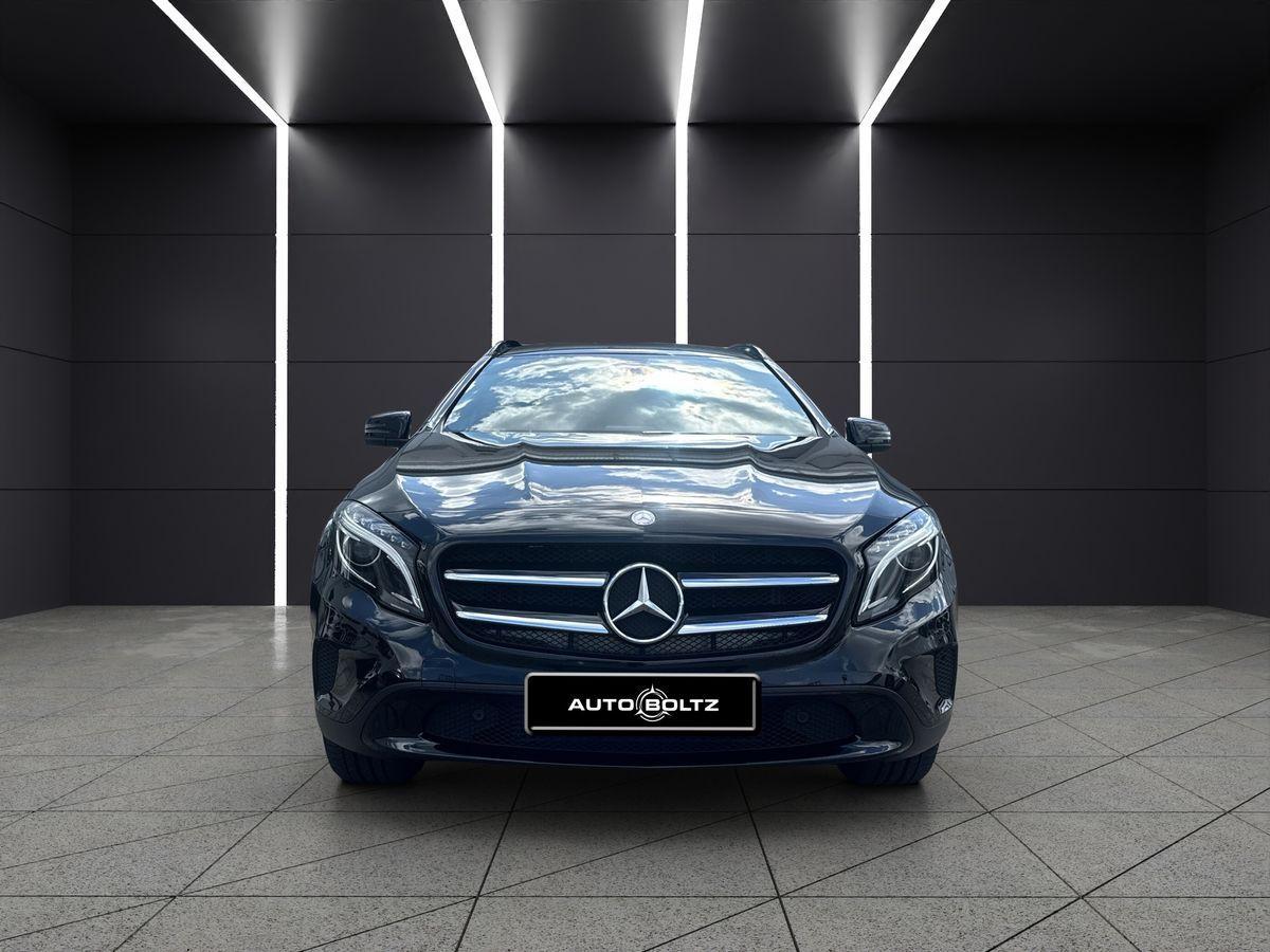 Mercedes-Benz GLA 200 Urban Navi Night.P. Klima BiXenon