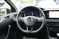 VW Polo VI 1.0 TSI Comfortline WLAN DS7G NAVI 1.Hd