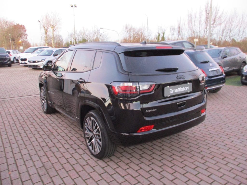 Jeep Compass 1.5 Turbo T4 130 CV MHEV 2WD Summit imagem 3