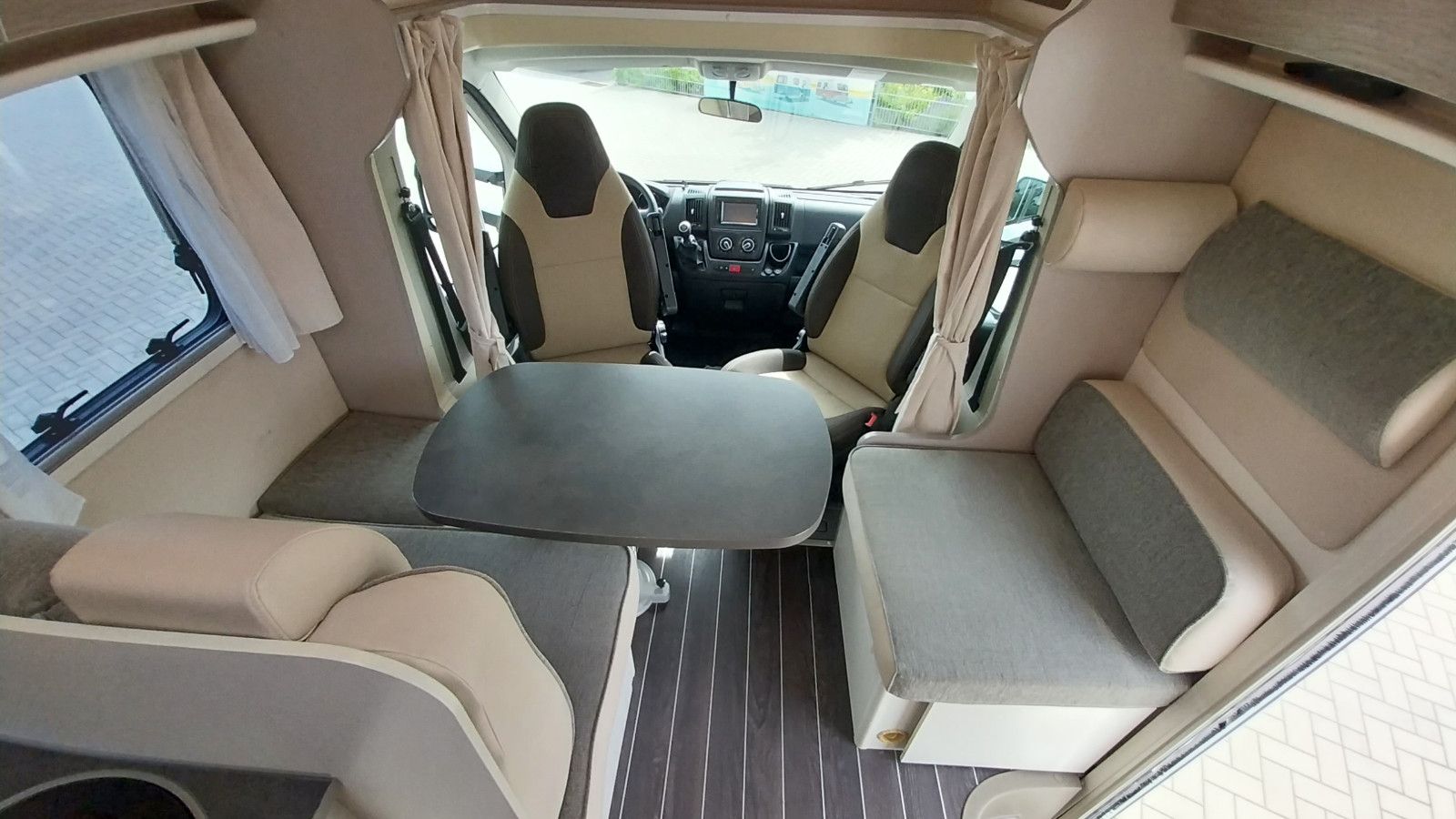 Fahrzeugabbildung XGO Dynamic 68P aus 1.Hand
