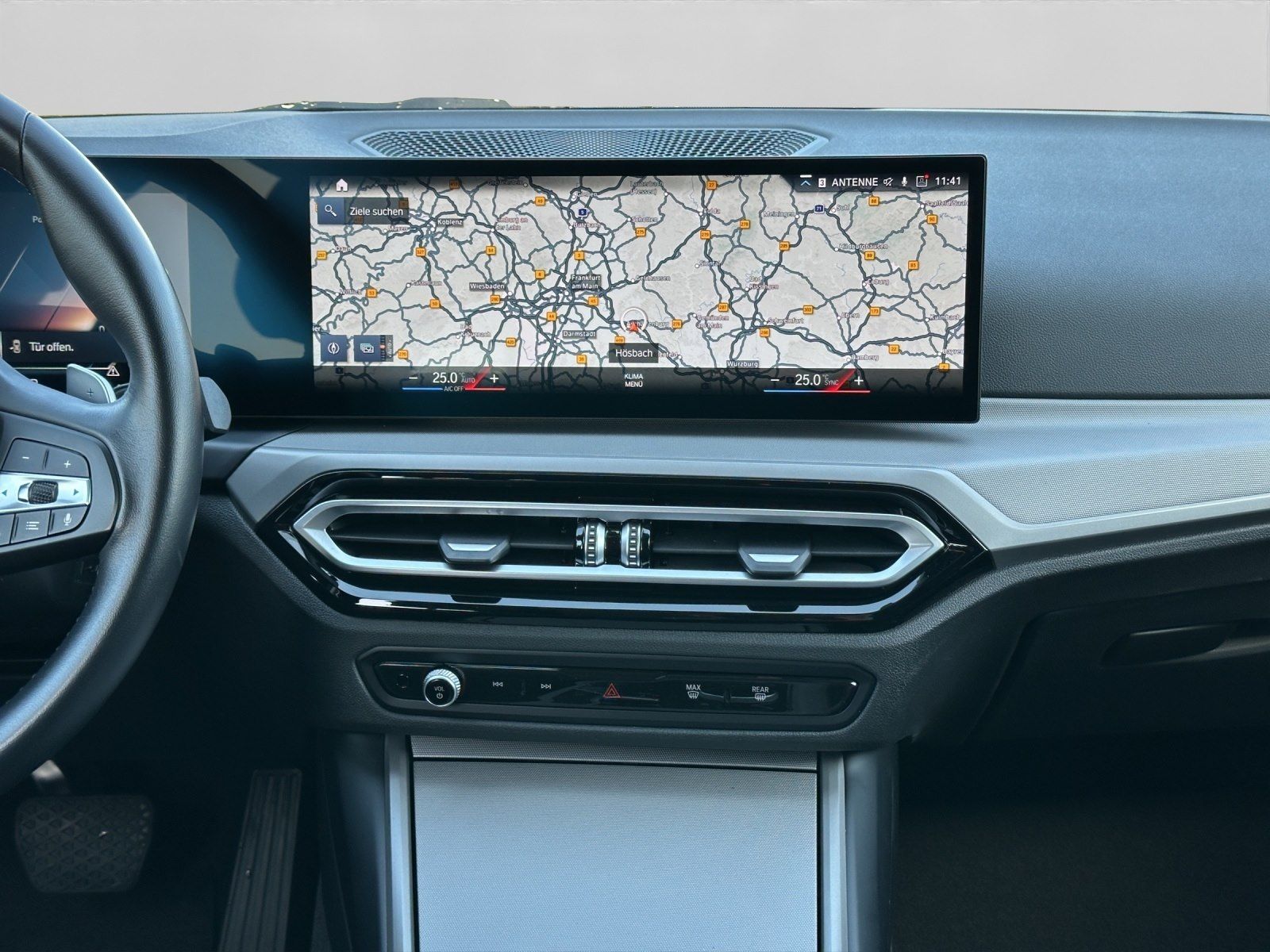 BMW 320i Touri LED Tempomat Klimaaut. PDC foto 11