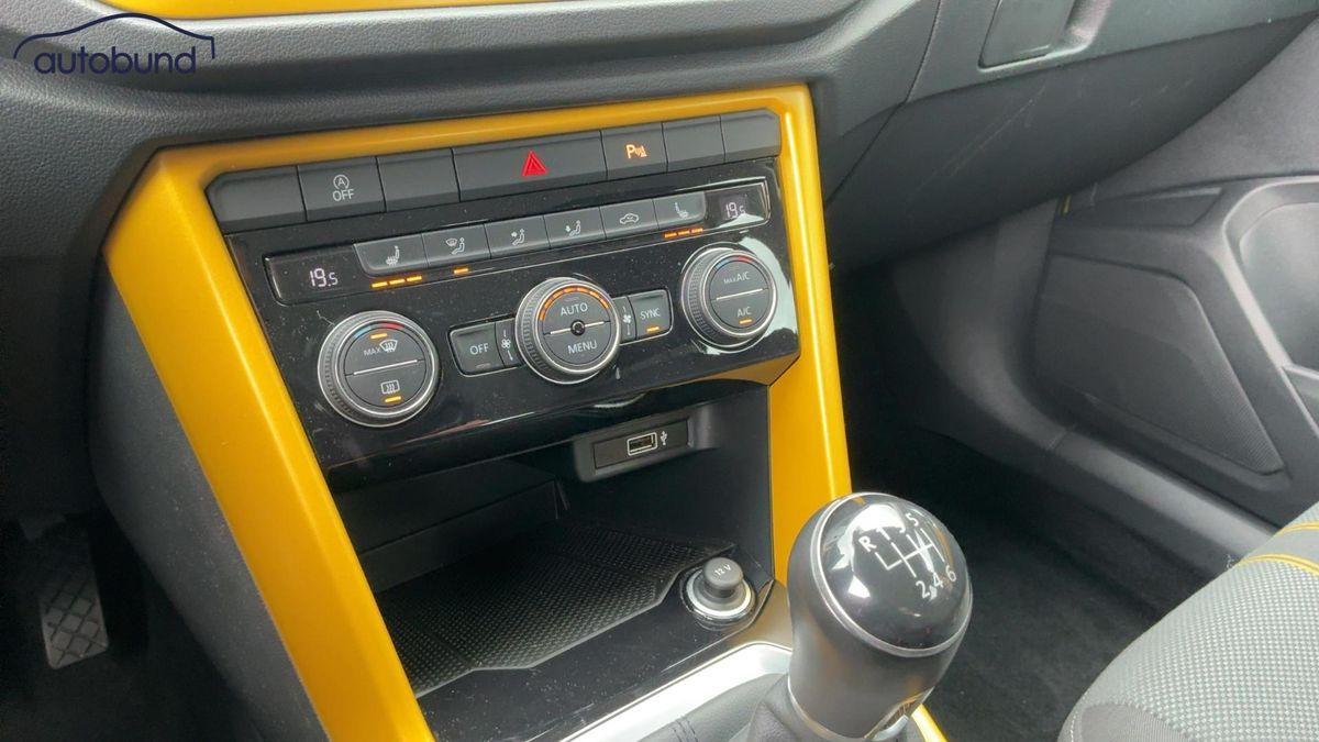 Volkswagen T-Roc 1.0 TSI Style Alu KA NBA PDC Shz