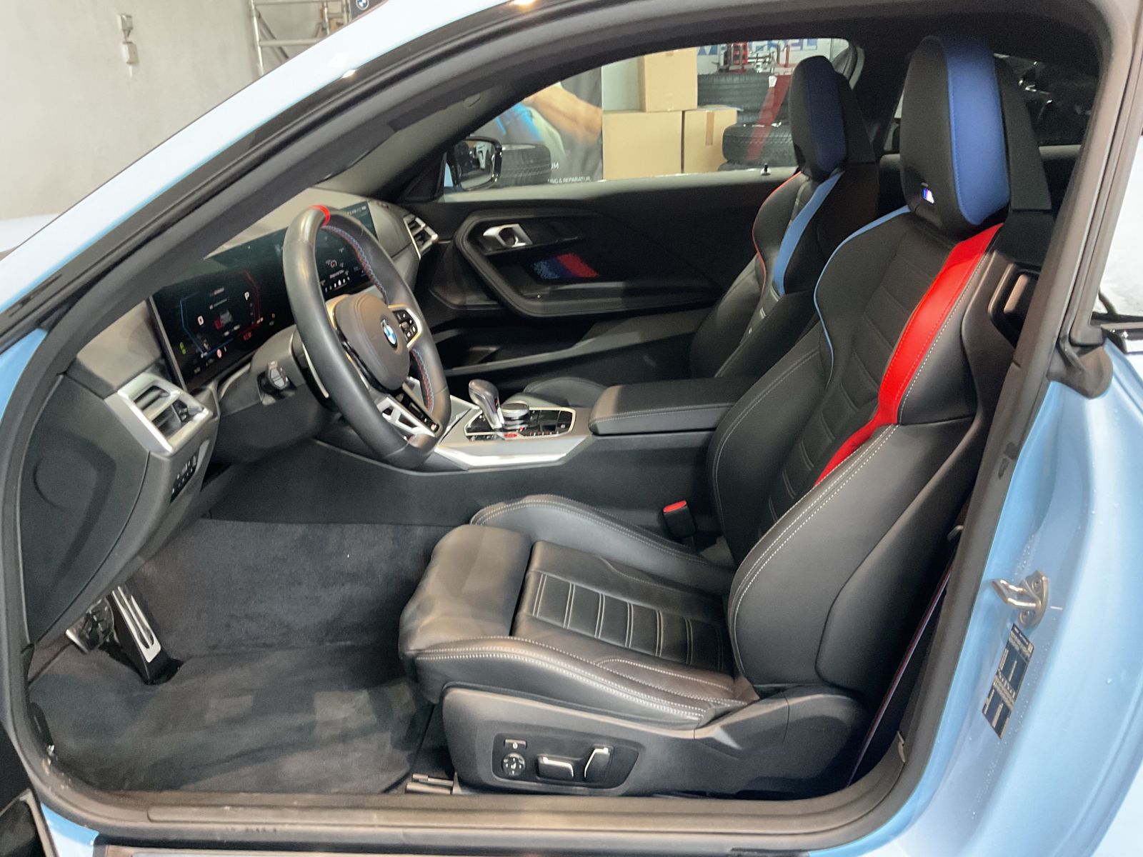 Fahrzeugabbildung BMW M2 Coupé M Sportsitze, Sitzverstellung, elektris