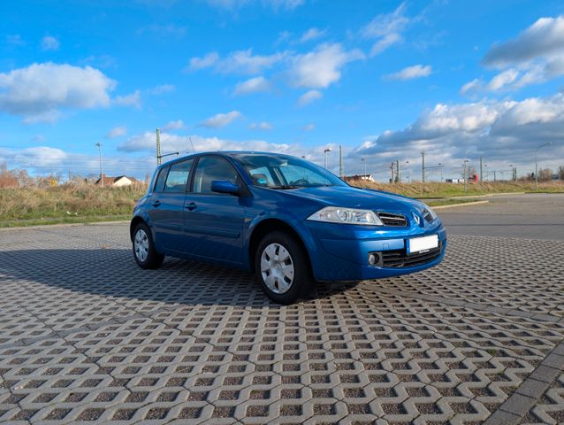 Renault Megane Dynamique 1.6 16V Dynamique