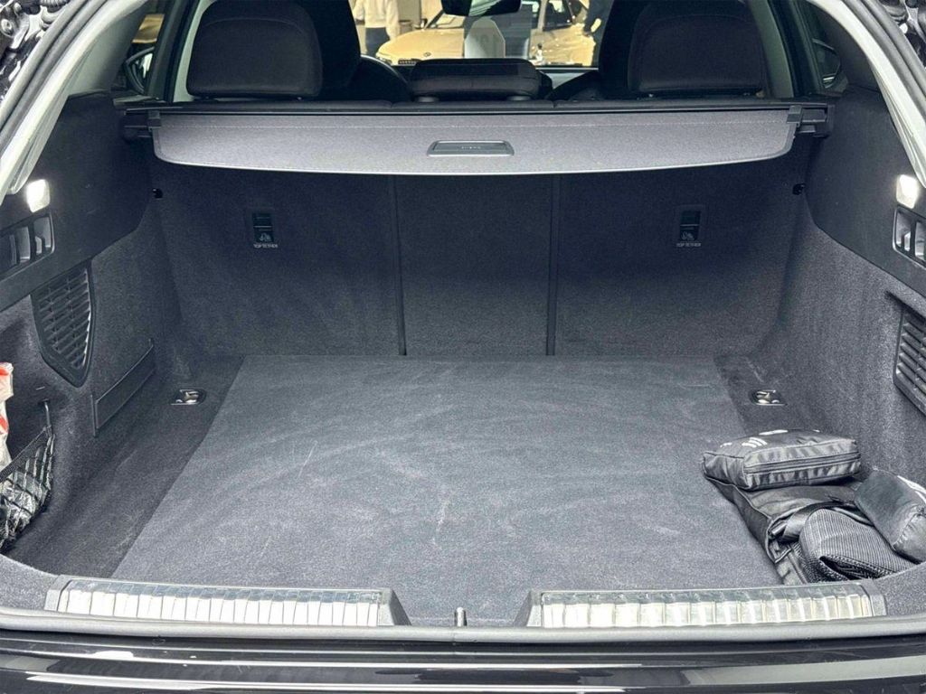 Fahrzeugbild 16