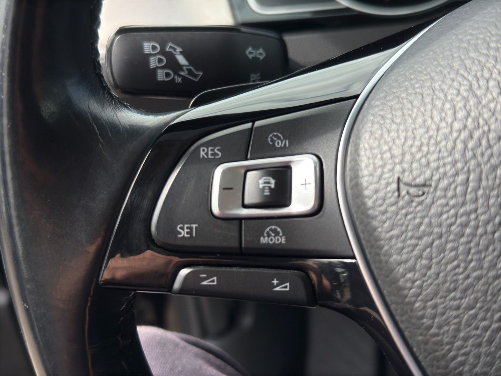 Fahrzeugabbildung Volkswagen Passat Variant 4Motion *ACC*Alcantara*AHK*LED