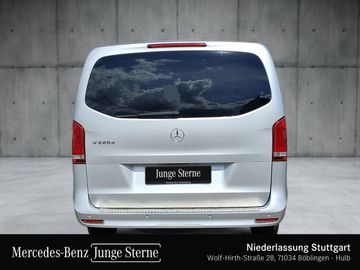 Mercedes V 220 - 8