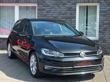 Volkswagen Golf 1,5 TSI Highline/XENON/Start-Stopp/1.HAND - Volkswagen Gebrauchtwagen in Minden