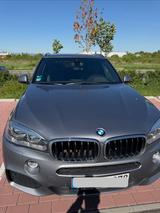 BMW X5 xDrive30d M-Sport, TOP ZUSTAND! 2 Hand. - BMW X5 Gebrauchtwagen in Wiesbaden