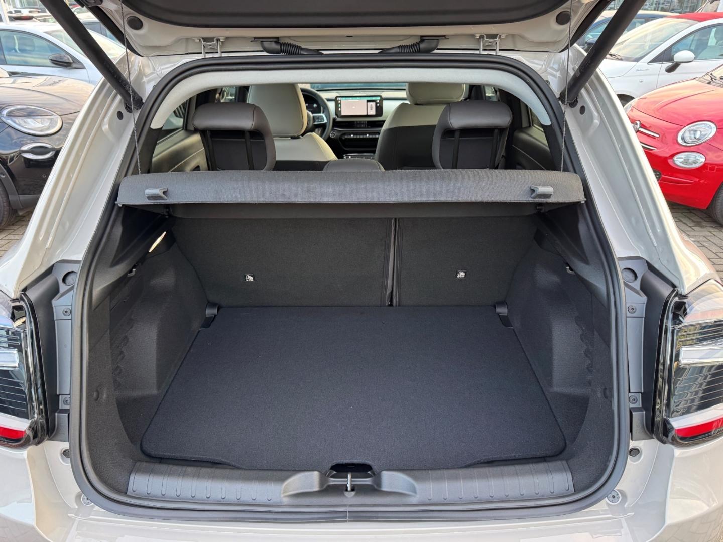Fiat 600 La Prima+AUTOMATIK+LEDERBRAUN+NAVI+KAMERA+SH