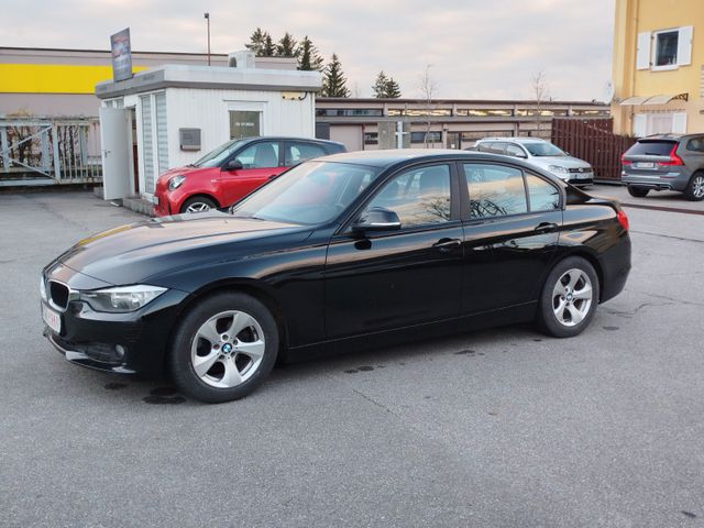 BMW 320d Limousine Advantage