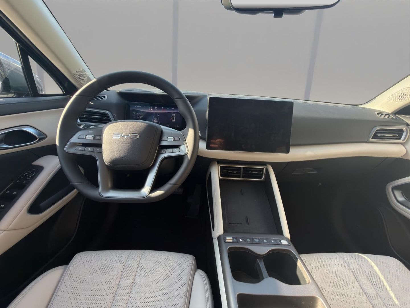 BYD ATTO 2