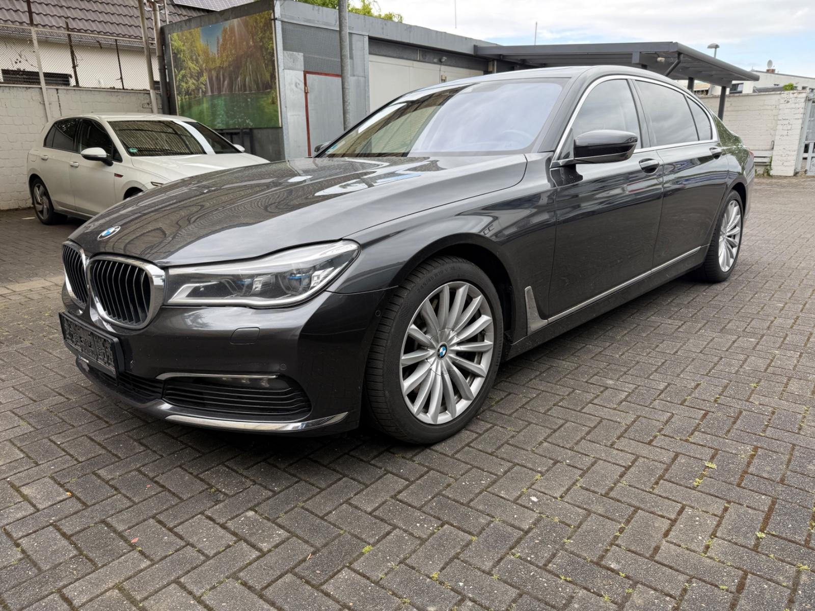 BMW 750 L d xDrive*Vollausstattung*TV*HUD*Soft-C