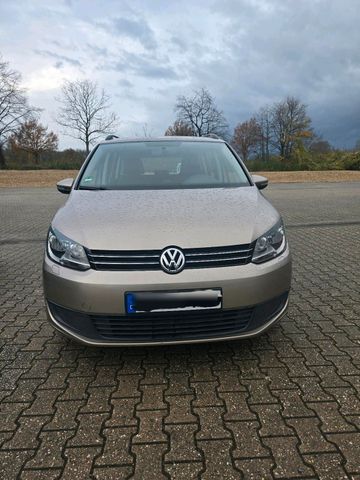 Volkswagen VW Touran 7 sitzer tsi 1,2