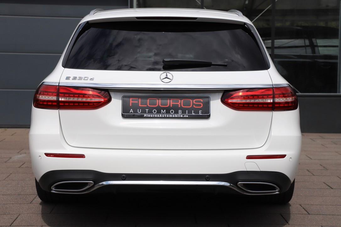 Mercedes-Benz E 220 d T-Modell AMG AHK SCHIEBEDACH