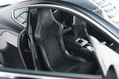 Fahrzeugabbildung Aston Martin V12 Vantage Carbon Black Edition *MwSt / Manual*