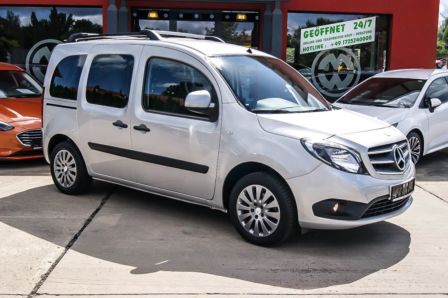 Fahrzeugabbildung Mercedes-Benz Citan 111 CDI TOURER NAVI KAMERA 31.300 km 1HAND