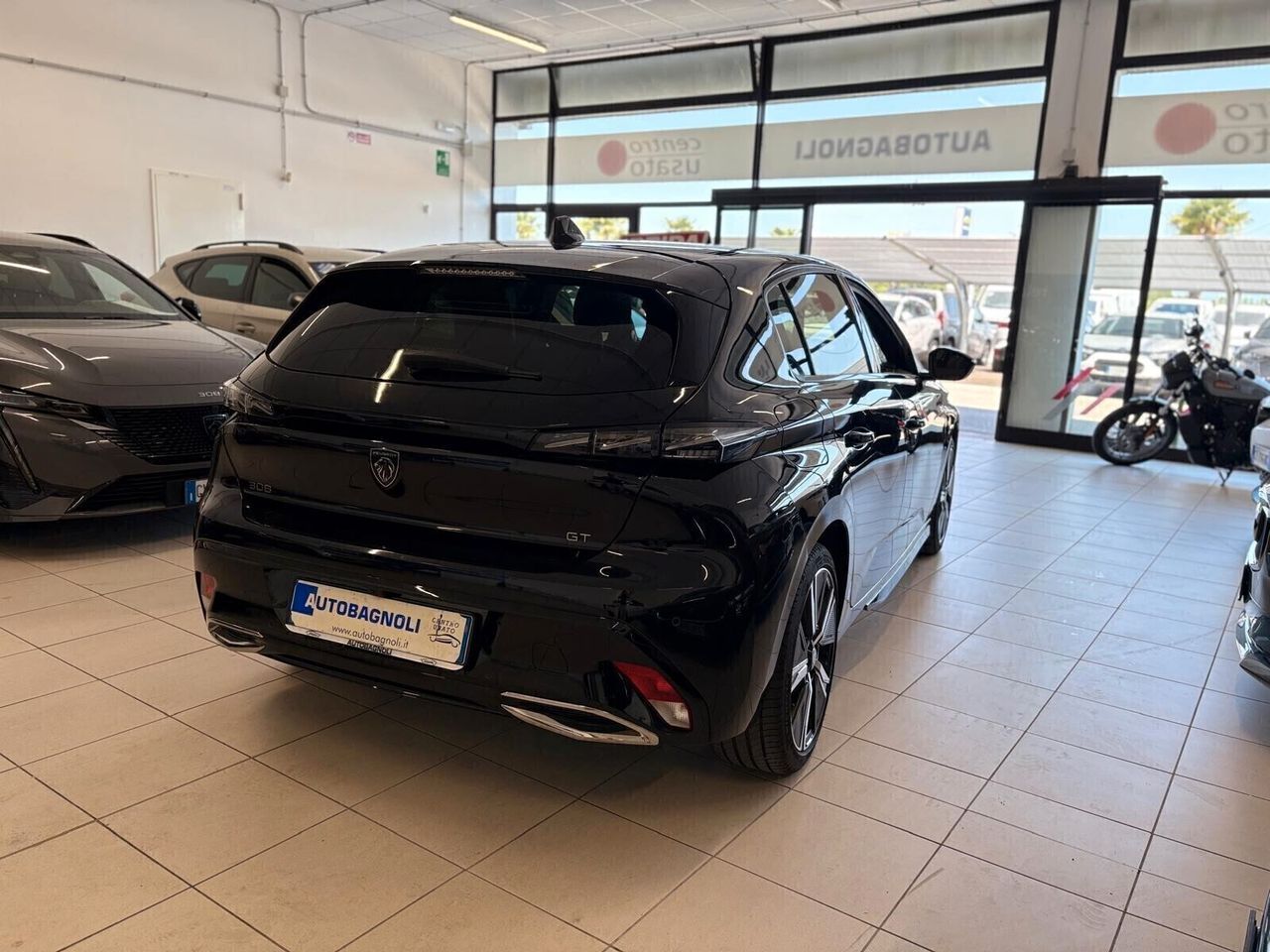 Peugeot 308 GT Hybrid 145 e-DCS6 SPOTICAR imagem 3