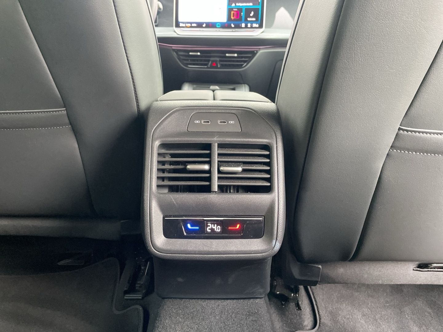 Passat Variant 1.5 eTSI Business AHK/360°Kamera