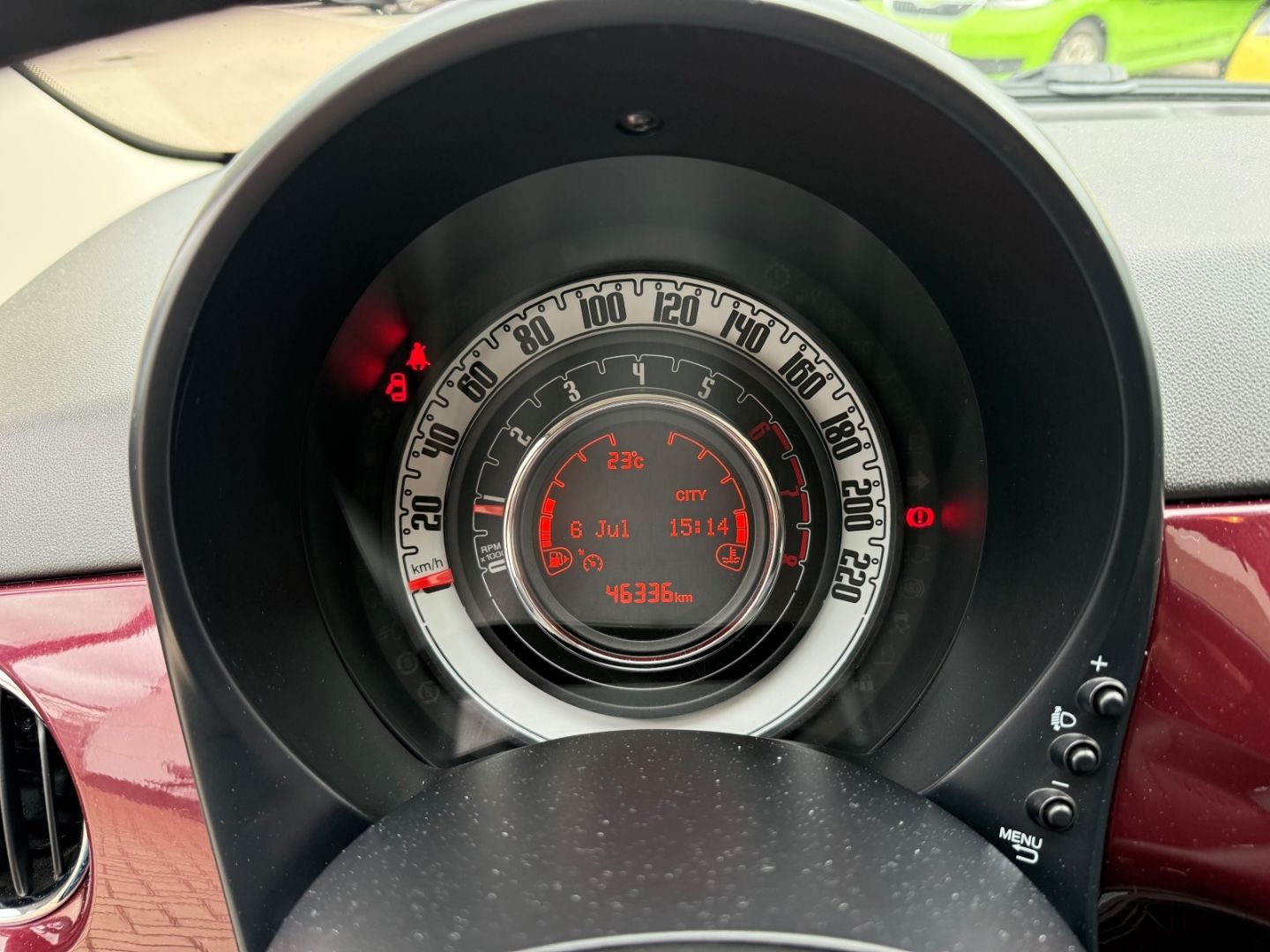 Fahrzeugabbildung Fiat 500 Lounge Pano CarPlay Temp PDC ALU BT Berganfa