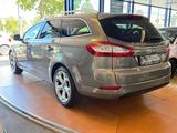 Ford Mondeo Turnier Titanium Leder/Schiebedach/Navi - Ford Mondeo aus 2012: Titanium