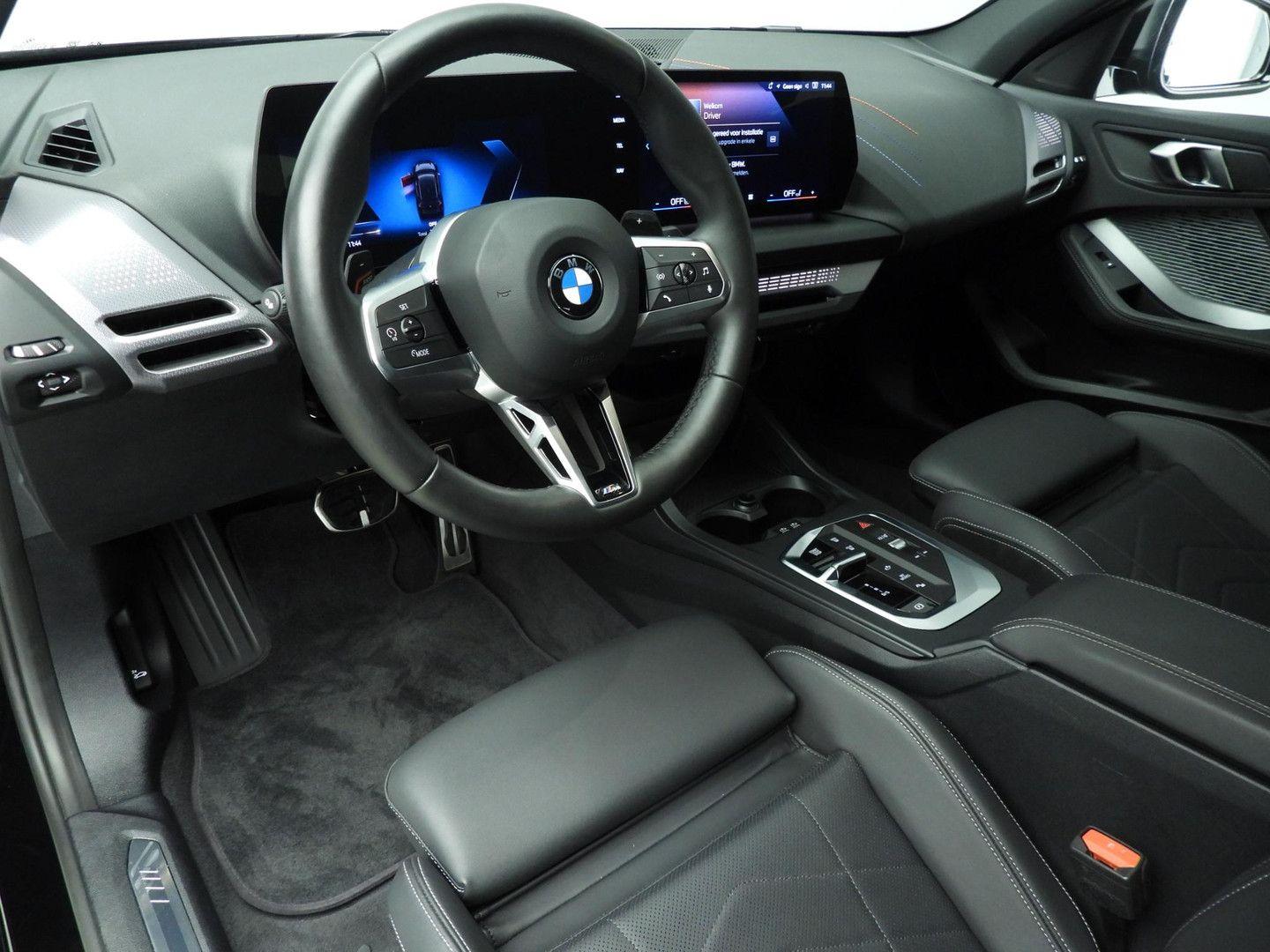 BMW 1 Series 1 Serie 5-türig M-Sportpakket LED Lede, миниатюра 6