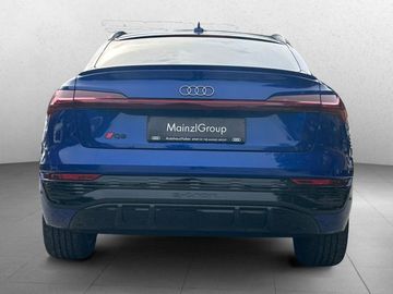 Audi Q8 e-tron - 9