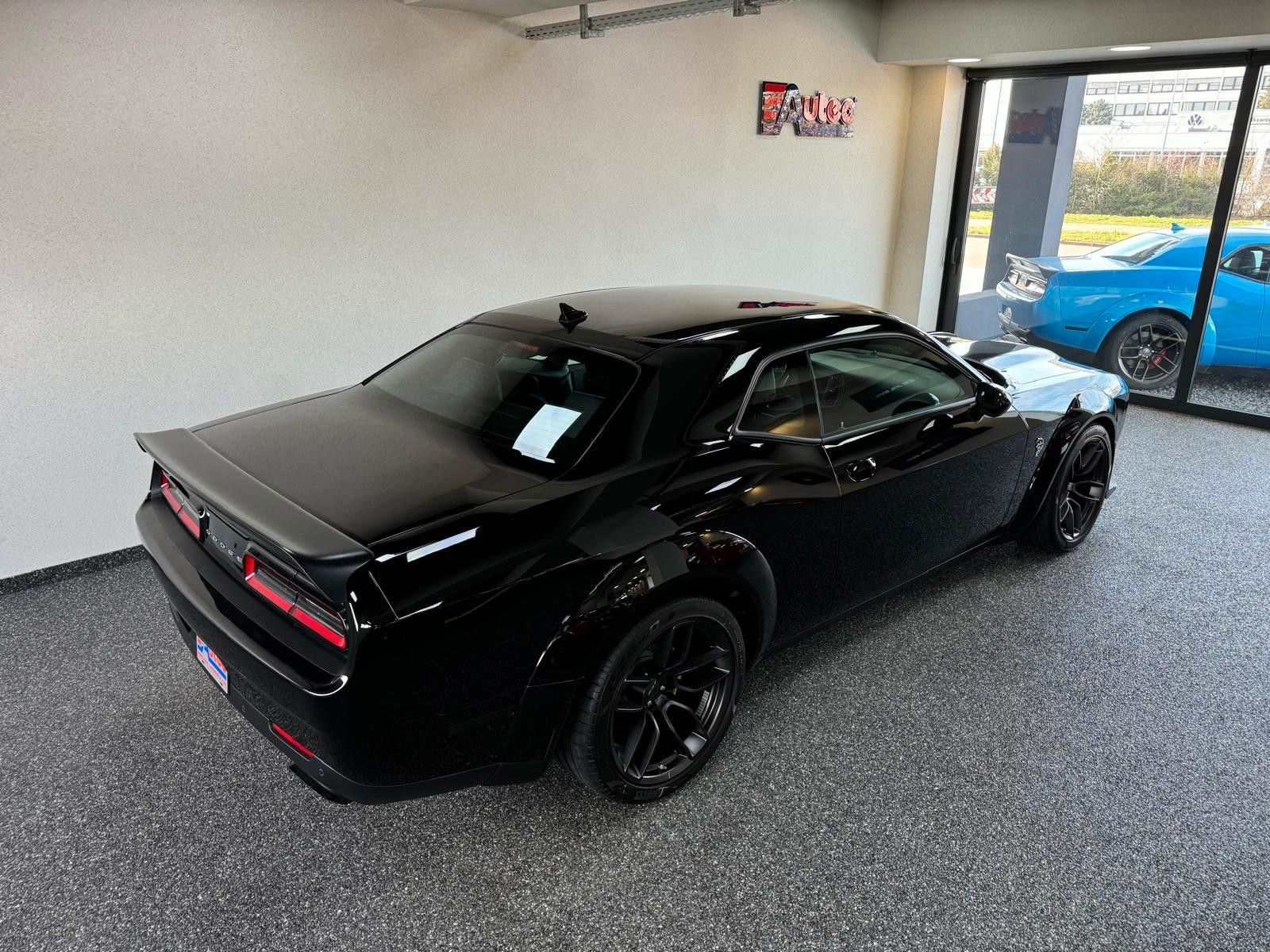 Fahrzeugabbildung Dodge HELLCAT JAILBREAK -LAST CALL-YELLOW CALIPERS