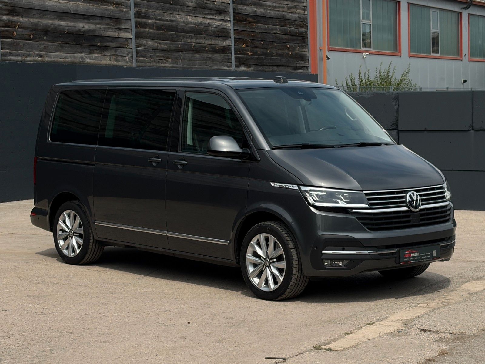 Fahrzeugabbildung Volkswagen T6.1 Multivan Highline Alcan. CAM ACC SHZ 3-Z KL