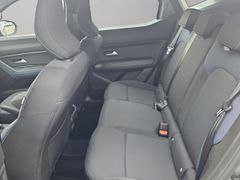 DACIA Duster III TCe Express. 4x4 Digitales Cockpit Ap
