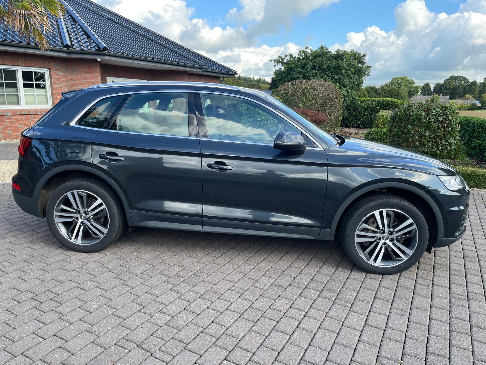 Audi Q5 2.0 TDI quattro (Matrix+Leder+20"+Stand+Bang)