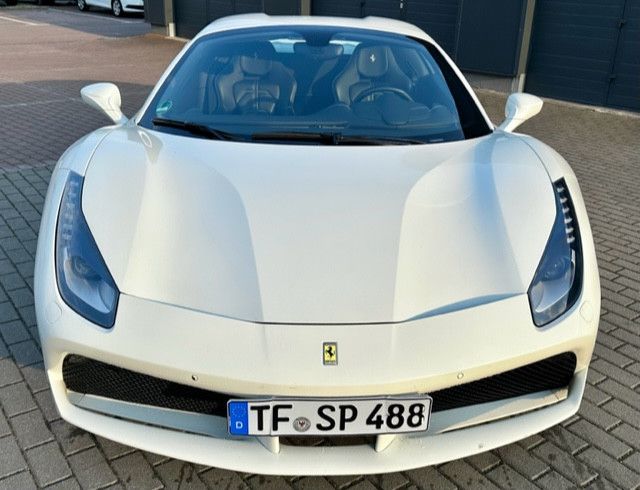 Fahrzeugabbildung Ferrari 488 Spider*Lift*NAV*Racing*RFK*Mietkauf