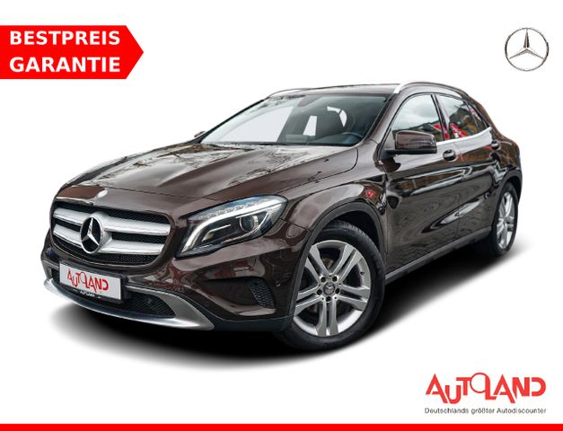 MERCEDES-BENZ GLA 200 Standard Bi-Xenon Sitzheizung Kamera PDC
