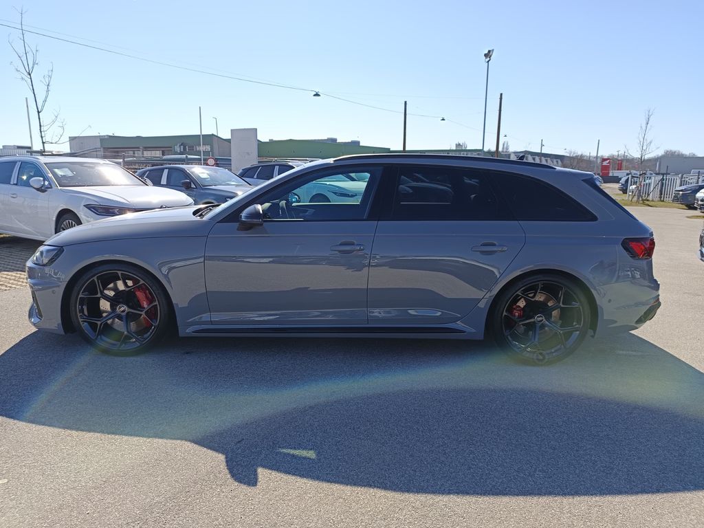Audi RS4