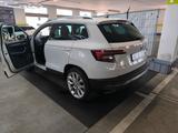 Skoda Karoq 2.0 TDI 4x4 Voll*Finanzierung*4J Garantie* - 0 Prozent Finanzierung Angebote: Auto gebraucht