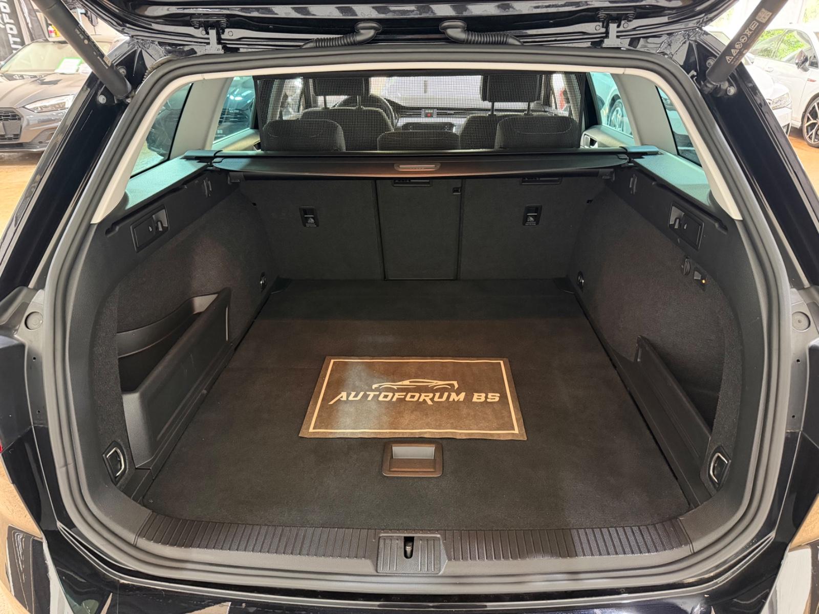 Volkswagen Passat Variant Business 2.0TDI DSG/STANDHEIZ/AHK