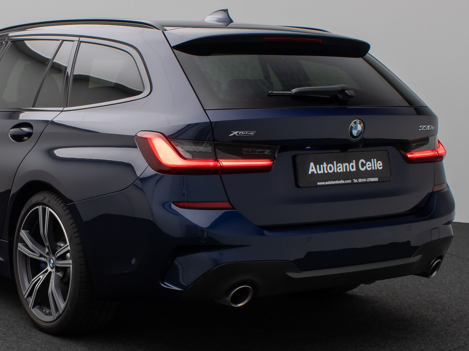 Fahrzeugabbildung BMW 330e xD M Sport Panoram Kamera Laser HUD DAB H/K
