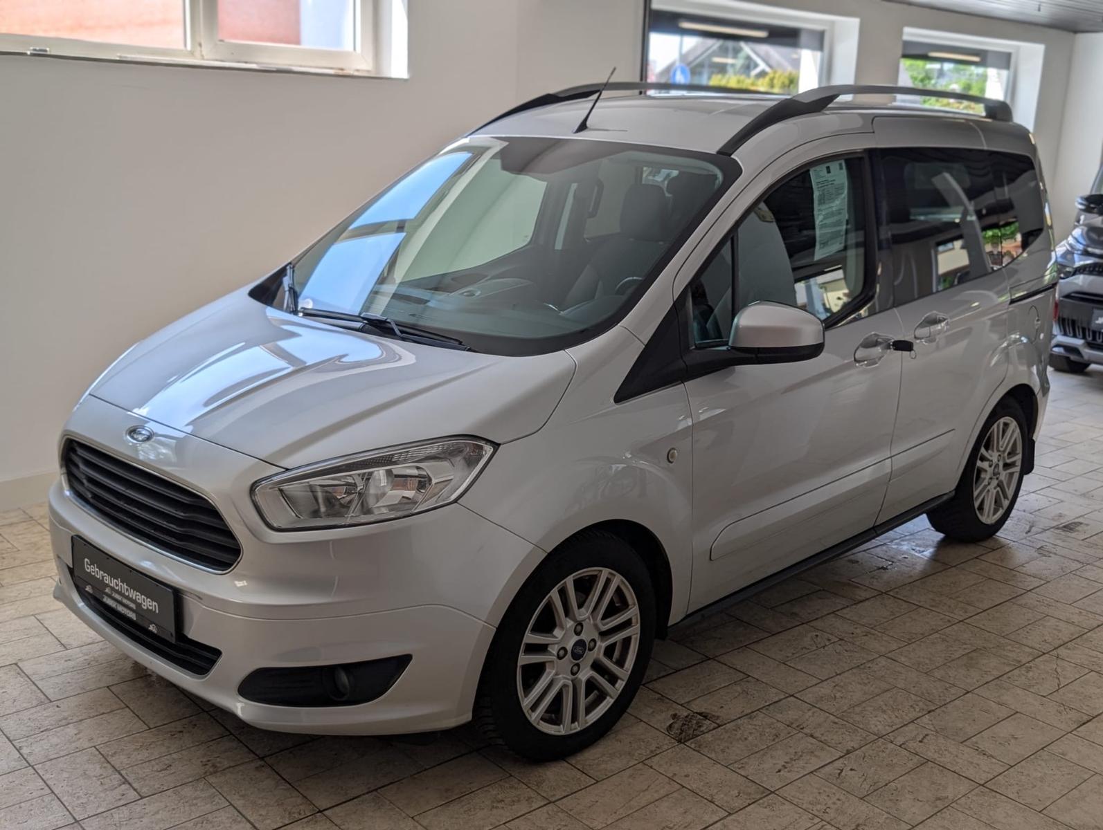 Ford Tourneo Courier Titanium TÜV*SERVICE*NEU*12 Mona