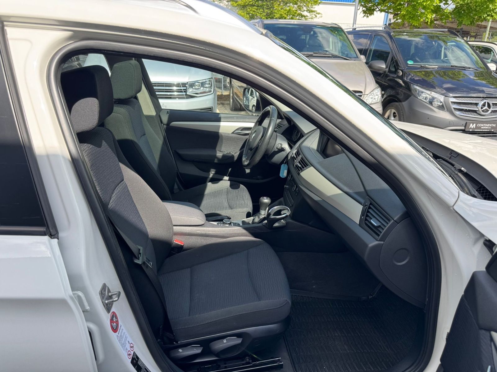 BMW X1 X1 20 d xDrive*Navi.Prof*PDC*Bi-Xenon*, Ansicht 8