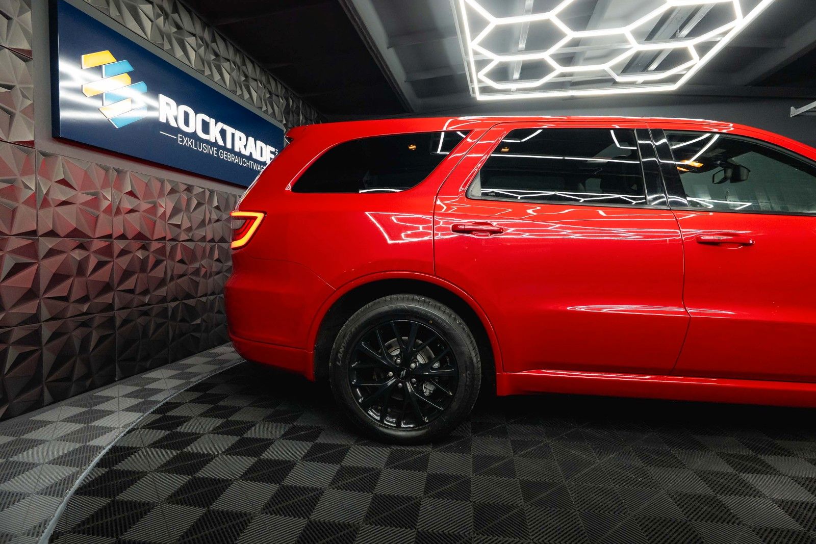 Fahrzeugabbildung Dodge Durango 5.7 V8 R/T 4x4 Night-Paket *7 Sitze*LED*