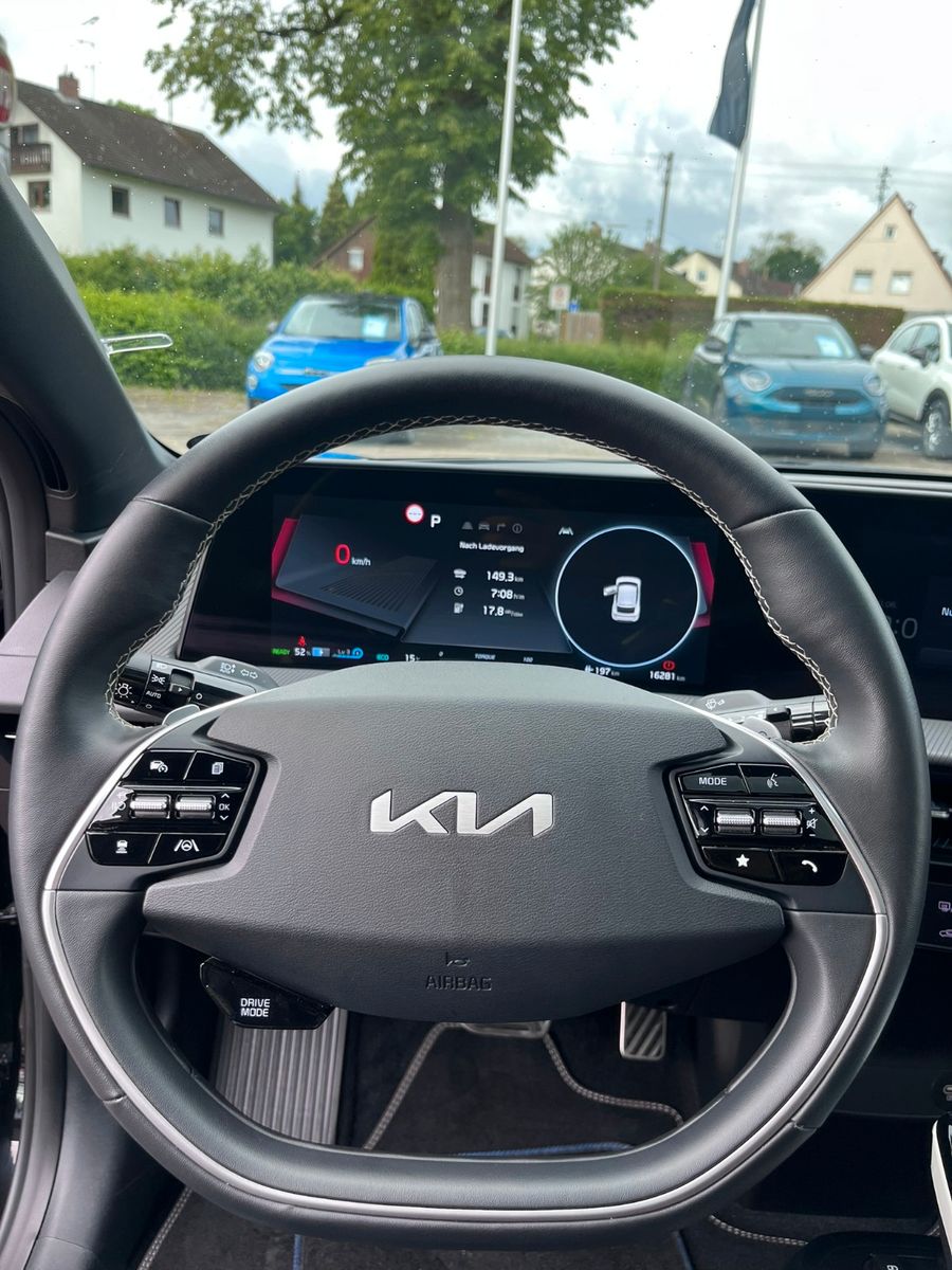 Fahrzeugabbildung Kia EV6 GT-Line 4WD 325PS 360' Kamera Pano uvm.