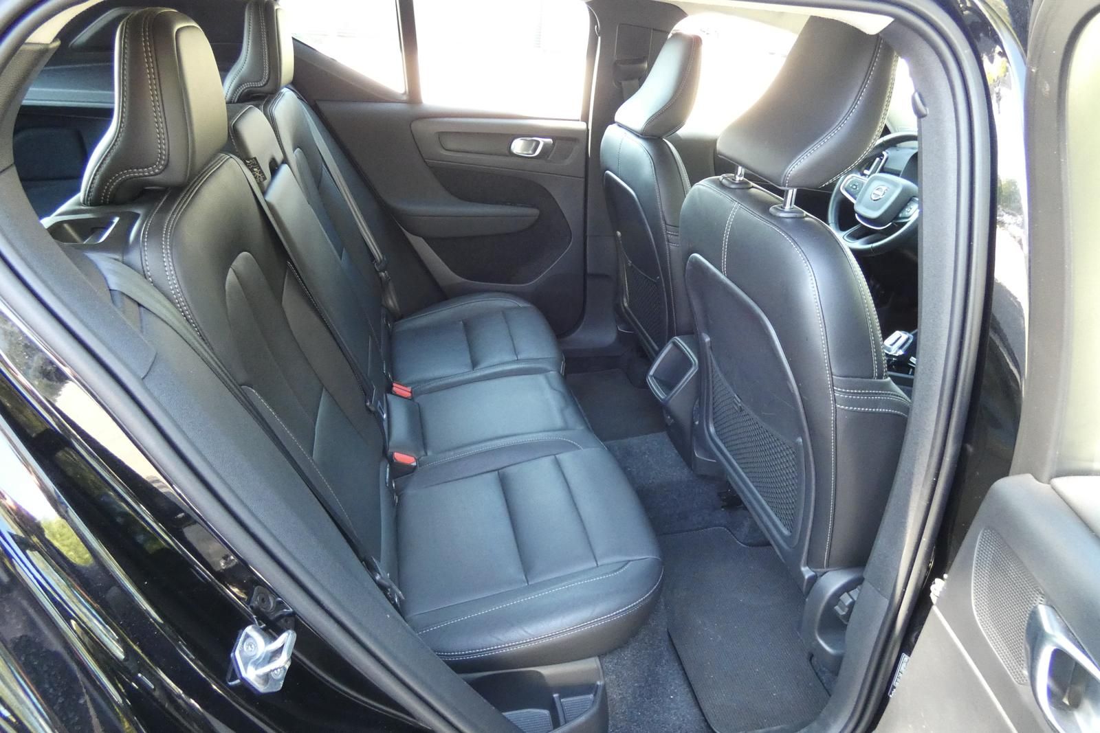 Volvo XC40 T3 Inscription #LEDER #DAB+ #AHZV #LED foto 17