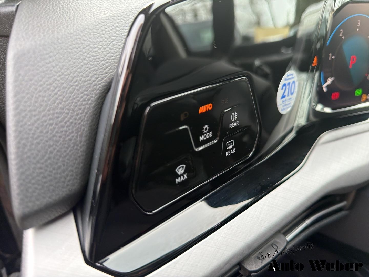 Volkswagen Golf 2.0TDI Life AHK Navi LED ACC Fahrschule, миниатюра 20