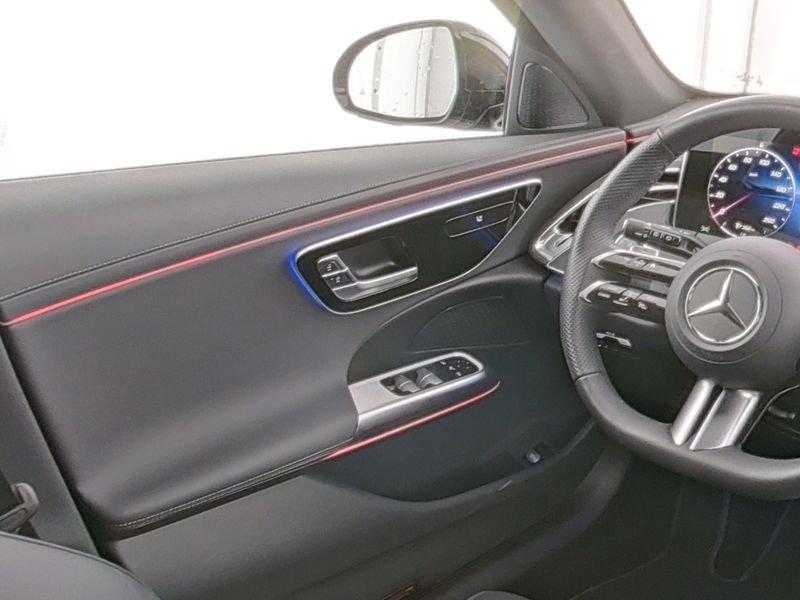 Mercedes-Benz E 220T d 4M AMG Line Advanced Night PanoDach+AHK