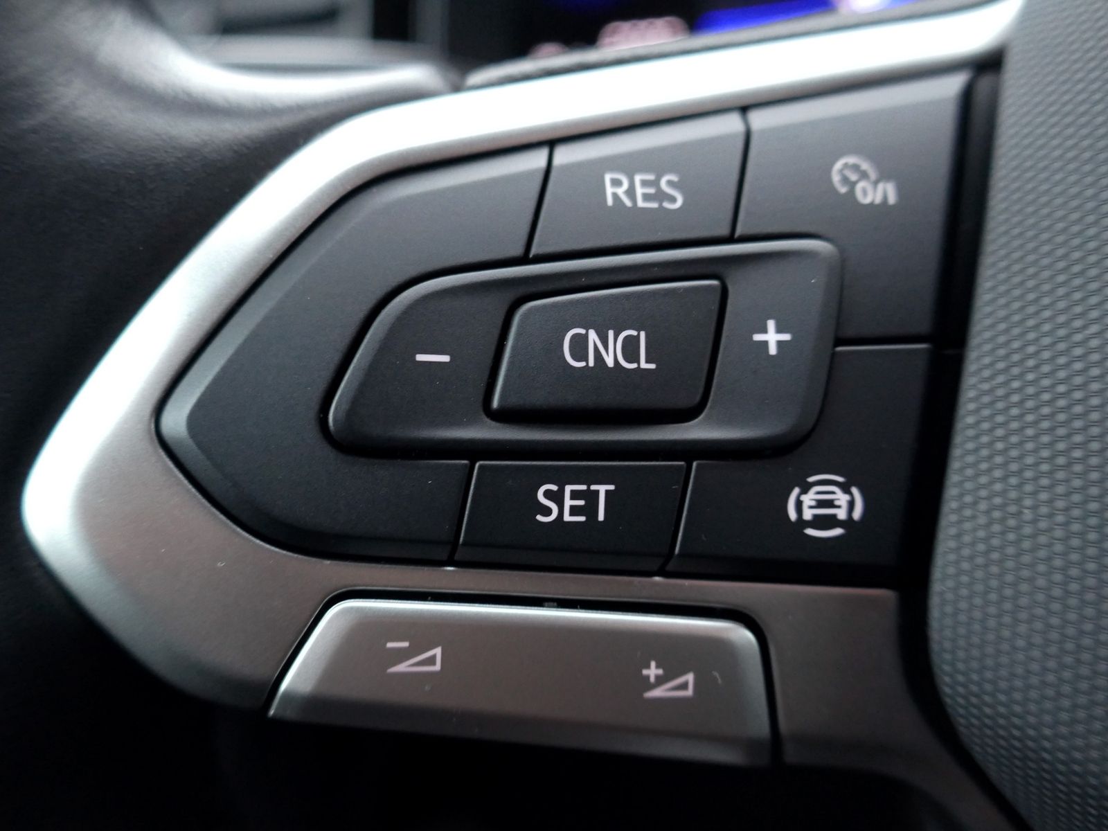 Fahrzeugabbildung Volkswagen Polo Life 1.0 MPI | LED RFK GRA Navi